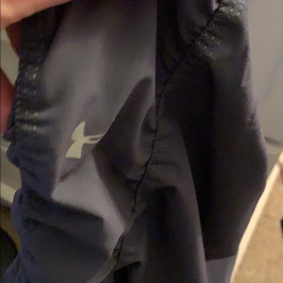UA grey Pull on jogging pants. - Picture 4 of 5